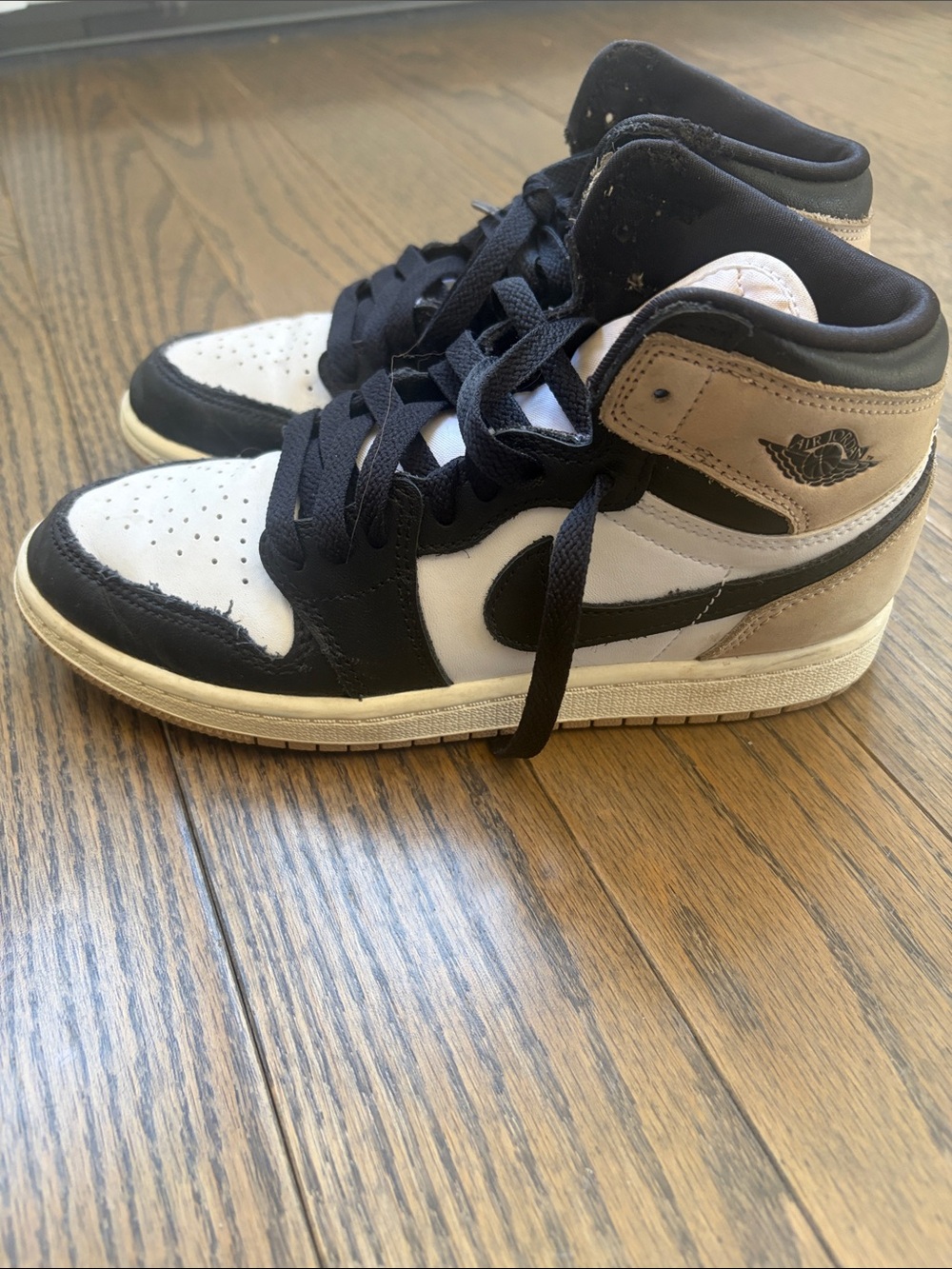 Jordan Kids High-Top Sneakers in Black, White & Tan